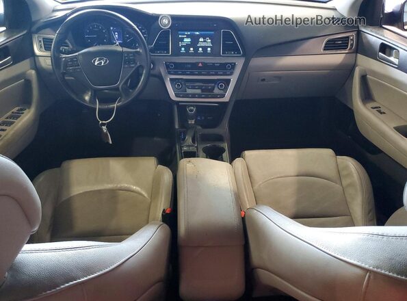 5NPE34AF9HH558855 2017 HYUNDAI SONATA Серебряный Вид панели приборов