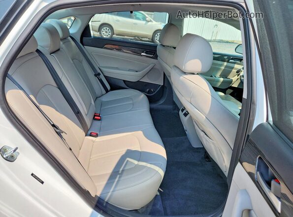 5NPE34AF9JH603167 2018 HYUNDAI SONATA White Rear seats view