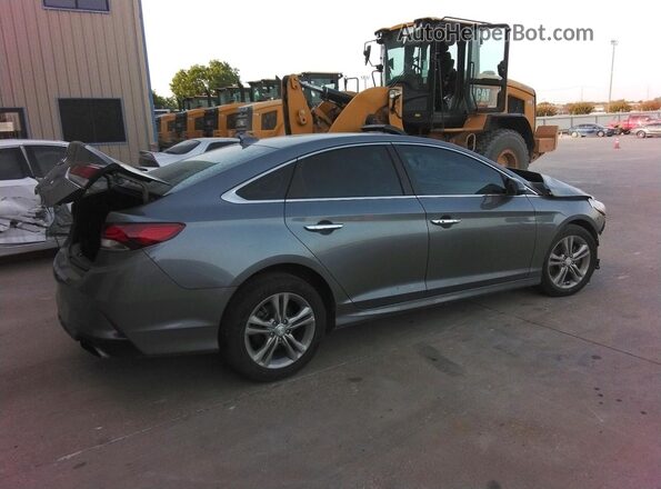 5NPE34AF9JH640235 2018 HYUNDAI SONATA Серебряный Задняя правая четверть