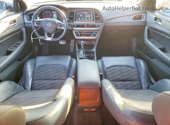 5NPE34AF9JH683165 2018 HYUNDAI SONATA Silver Vista del salpicadero