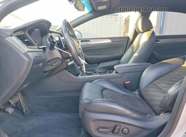 5NPE34AF9JH683165 2018 HYUNDAI SONATA Silver Vista interior delantera
