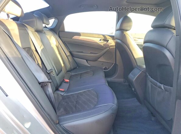 5NPE34AF9JH683165 2018 HYUNDAI SONATA Silver Vista de los asientos traseros
