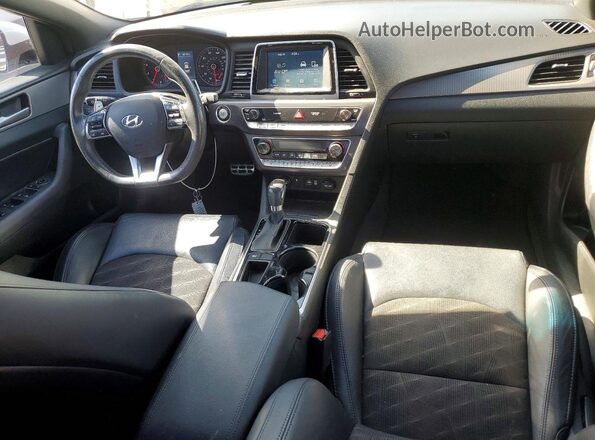 5NPE34AF9JH708405 2018 HYUNDAI SONATA White Vista del salpicadero