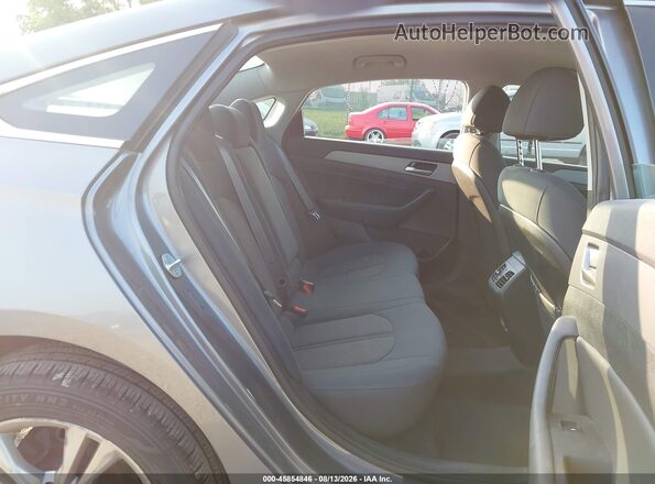 5NPE34AF9KH813639 2019 HYUNDAI SONATA Gray VIN կոդի պիտակի տեսք