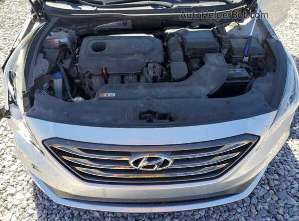 5NPE34AFXGH392201 2016 HYUNDAI SONATA Silver Rear interior view