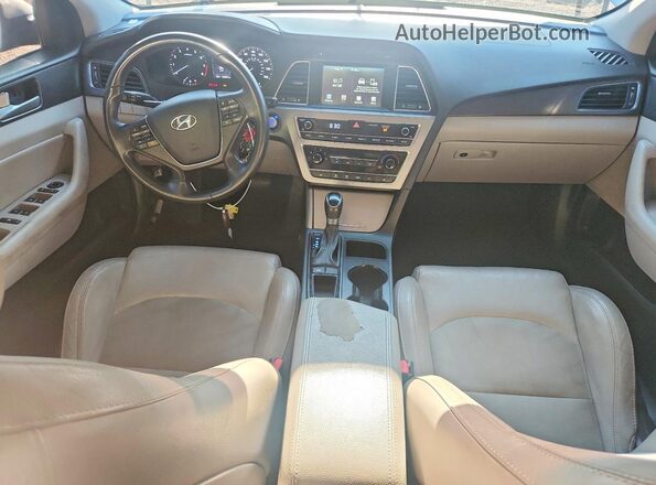 5NPE34AFXHH453760 2017 HYUNDAI SONATA Silver Вид панелі приладів