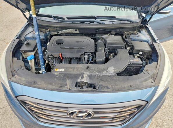 5NPE34AFXHH566639 2017 HYUNDAI SONATA Blue Rear interior view