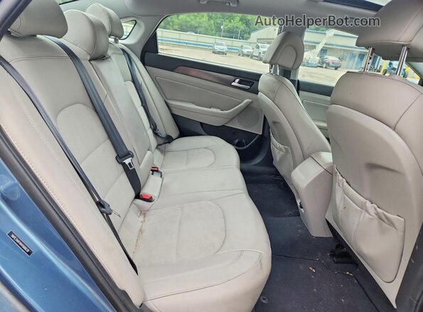 5NPE34AFXHH566639 2017 HYUNDAI SONATA Blue Rear seats view