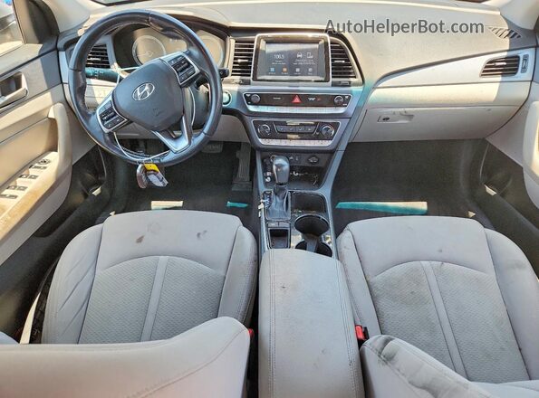 5NPE34AFXJH604375 2018 HYUNDAI SONATA Silver Dashboard view