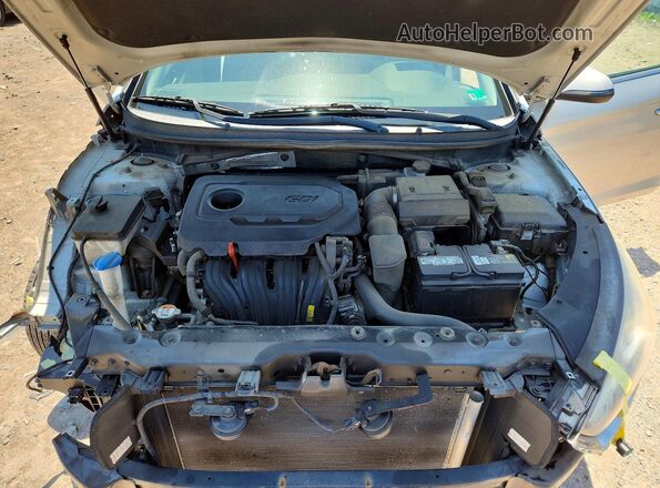 5NPE34AFXJH604375 2018 HYUNDAI SONATA Silver Rear interior view