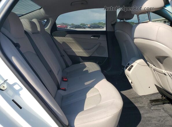 5NPE34AFXKH734528 2019 HYUNDAI SONATA White Vista de los asientos traseros