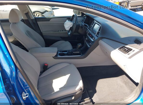 5NPE34AFXKH749627 2019 HYUNDAI SONATA Blue Вид салону спереду