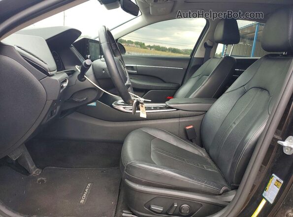 5NPEF4JA1LH057589 2020 HYUNDAI SONATA Black Вид салону спереду