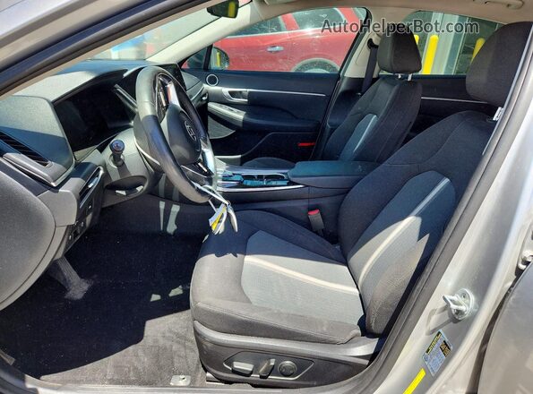 5NPEF4JA3LH017403 2020 HYUNDAI SONATA Silver Vista interior delantera