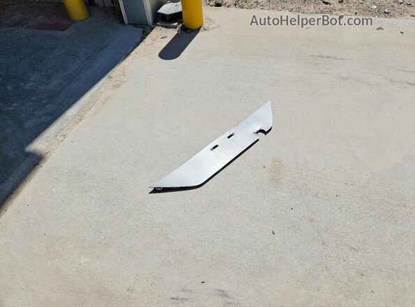 5NPEF4JA3LH017403 2020 HYUNDAI SONATA Silver Vista del compartimento del motor