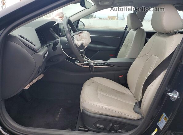 5NPEF4JA8LH028154 2020 HYUNDAI SONATA Black Вид салону спереду