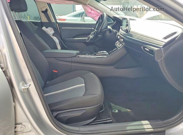 5NPEF4JA8LH060747 2020 HYUNDAI SONATA Silver Vista interior delantera