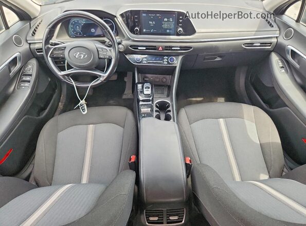 5NPEF4JA9MH096545 2021 HYUNDAI SONATA Black Widok deski rozdzielczej
