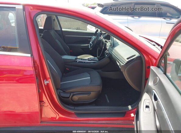 5NPEF4JA9MH108953 2021 HYUNDAI SONATA Red Vista interior delantera