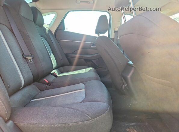 5NPEG4JA0MH095586 2021 HYUNDAI SONATA Silver უკანა სავარძლების ხედი