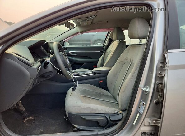 5NPEG4JA2MH124554 2021 HYUNDAI SONATA Silver Սալոնի դիմացի տեսք