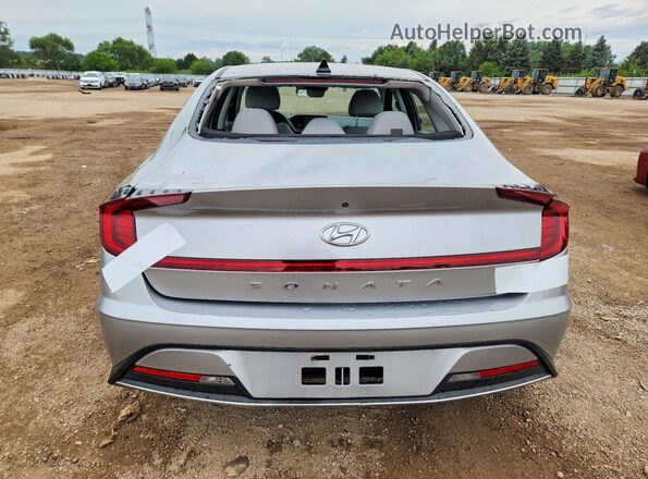 5NPEG4JA3LH010125 2020 HYUNDAI SONATA Silver Հետևի տեսք