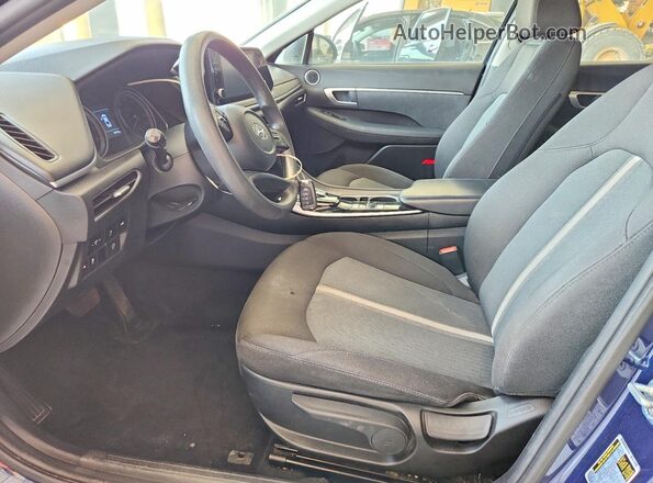 5NPEG4JA6MH118319 2021 HYUNDAI SONATA Blue წინა სალონის ხედი
