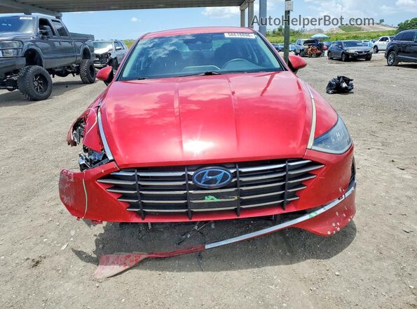 5NPEG4JA8LH013635 2020 HYUNDAI SONATA Red Widok z przodu