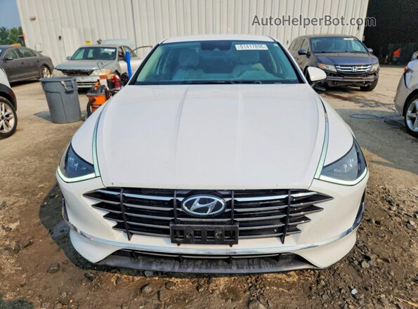 5NPEG4JA8LH030516 2020 HYUNDAI SONATA White Front view