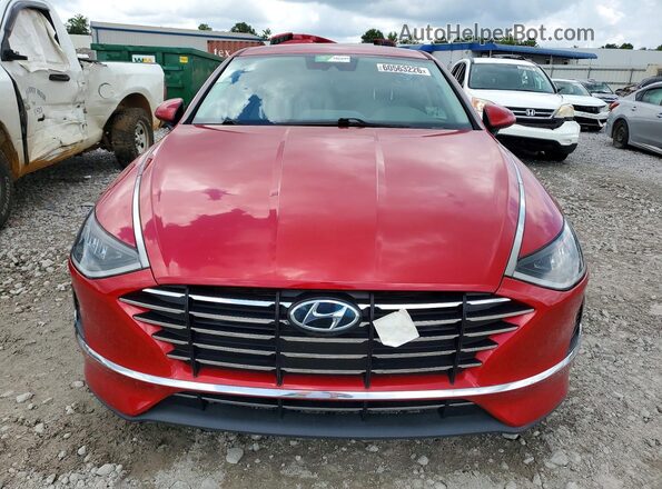 5NPEG4JAXMH082795 2021 HYUNDAI SONATA Red Widok z przodu