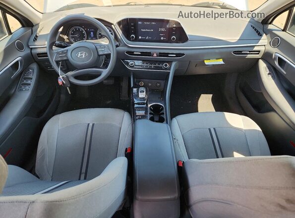 5NPEG4JAXMH091898 2021 HYUNDAI SONATA Silver Vista del salpicadero