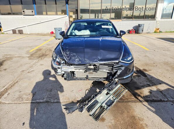 5NPEG4JAXNH144519 2022 HYUNDAI SONATA Charcoal Widok z przodu