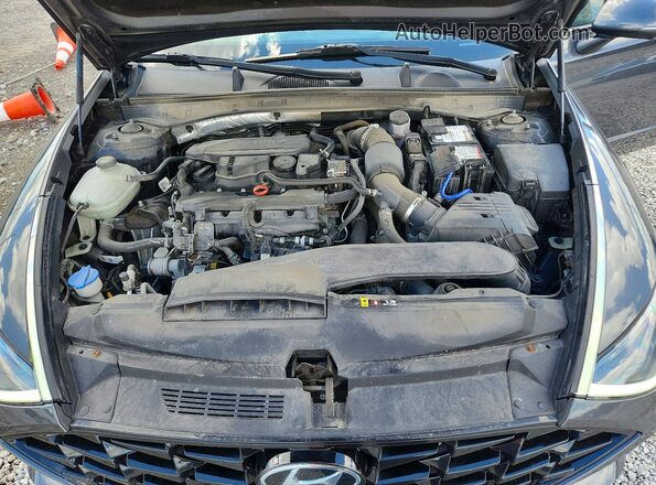 5NPEH4J21LH043792 2020 HYUNDAI SONATA Charcoal Widok wnętrza z tyłu