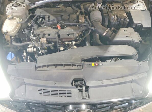 5NPEH4J22MH072123 2021 HYUNDAI SONATA Silver Սալոնի հետևի տեսք