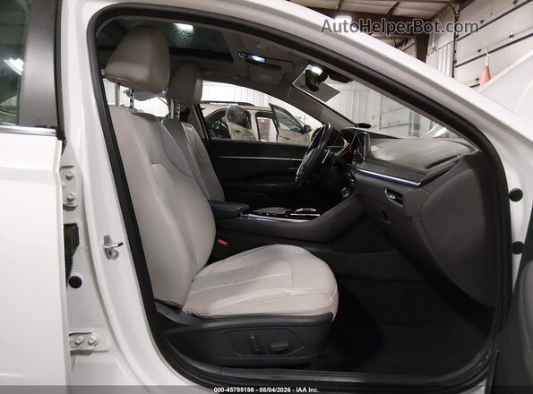 5NPEH4J22MH078777 2021 HYUNDAI SONATA White წინა სალონის ხედი