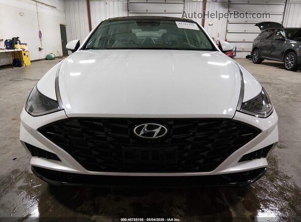 5NPEH4J22MH078777 2021 HYUNDAI SONATA White ხელსაწყოთა პანელის ხედი