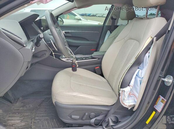 5NPEH4J24LH036822 2020 HYUNDAI SONATA Black Front interior view