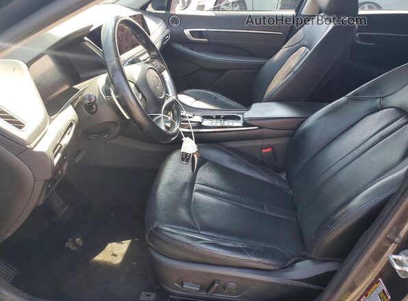 5NPEH4J26MH069838 2021 HYUNDAI SONATA Charcoal Widok wnętrza z przodu