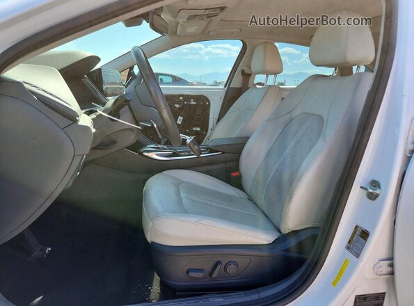 5NPEH4J26MH077244 2021 HYUNDAI SONATA White Սալոնի դիմացի տեսք