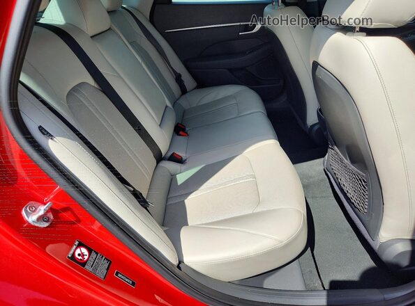 5NPEH4J27MH117315 2021 HYUNDAI SONATA Red Vista de los asientos traseros