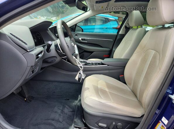 5NPEH4J27NH140806 2022 HYUNDAI SONATA Blue წინა სალონის ხედი