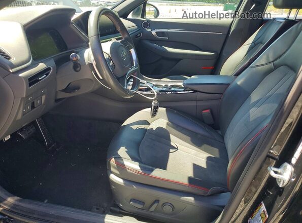 5NPEJ4J21LH023952 2020 HYUNDAI SONATA Black Вид салону спереду