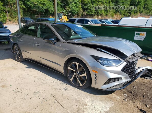 5NPEJ4J26NH141997 2022 HYUNDAI SONATA Серебряный Передняя правая четверть