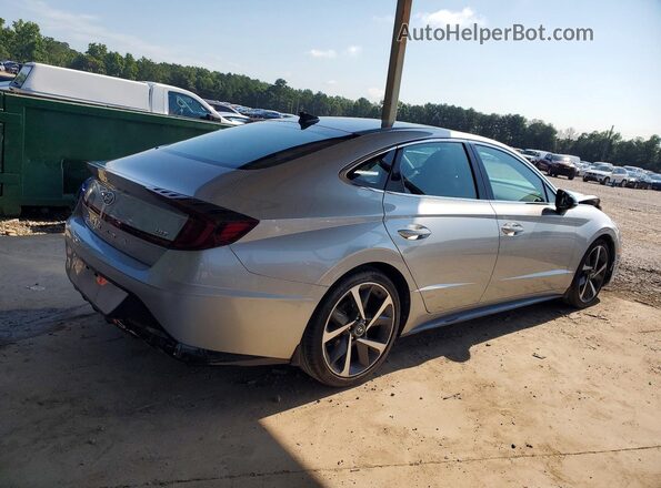 5NPEJ4J26NH141997 2022 HYUNDAI SONATA Серебряный Задняя правая четверть
