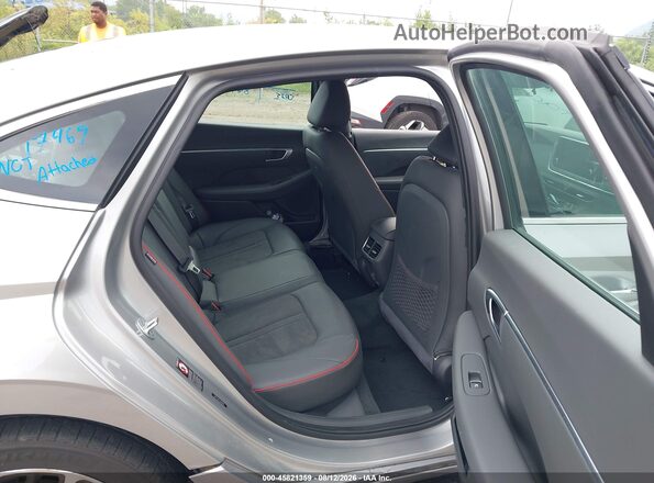 5NPEJ4J27LH003981 2020 HYUNDAI SONATA Silver Вид наклейки з VIN-кодом