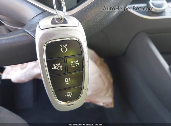 5NPEJ4J28LH007442 2020 HYUNDAI SONATA Красный Вид панели приборов