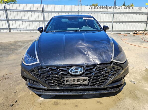 5NPEJ4J28MH066136 2021 HYUNDAI SONATA Black Вид спереду