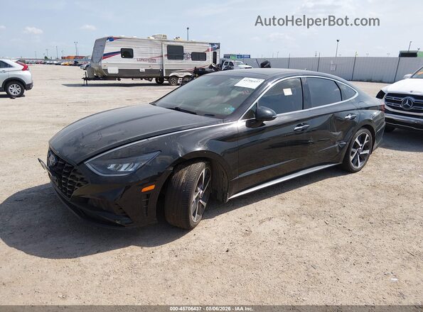 5NPEJ4J28MH124889 2021 HYUNDAI SONATA Черный Передняя левая четверть