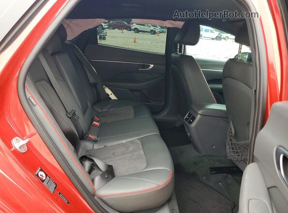 5NPEJ4J29MH077663 2021 HYUNDAI SONATA Red Rear seats view