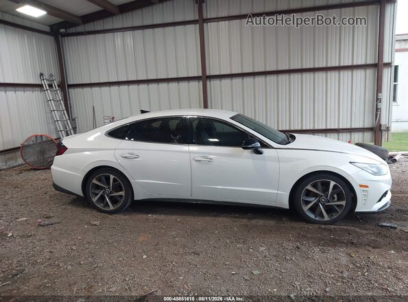5NPEJ4J2XMH064064 2021 HYUNDAI SONATA White Vista interior trasera